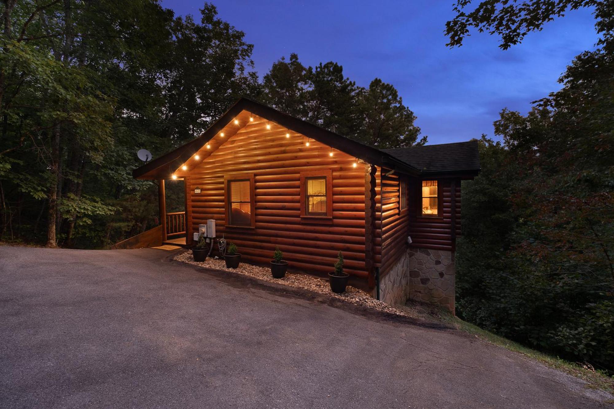 Private Smoky Mountain Luxury Log Home With 2 Fireplaces, Hot Tub & Community Pool Sevierville Extérieur photo