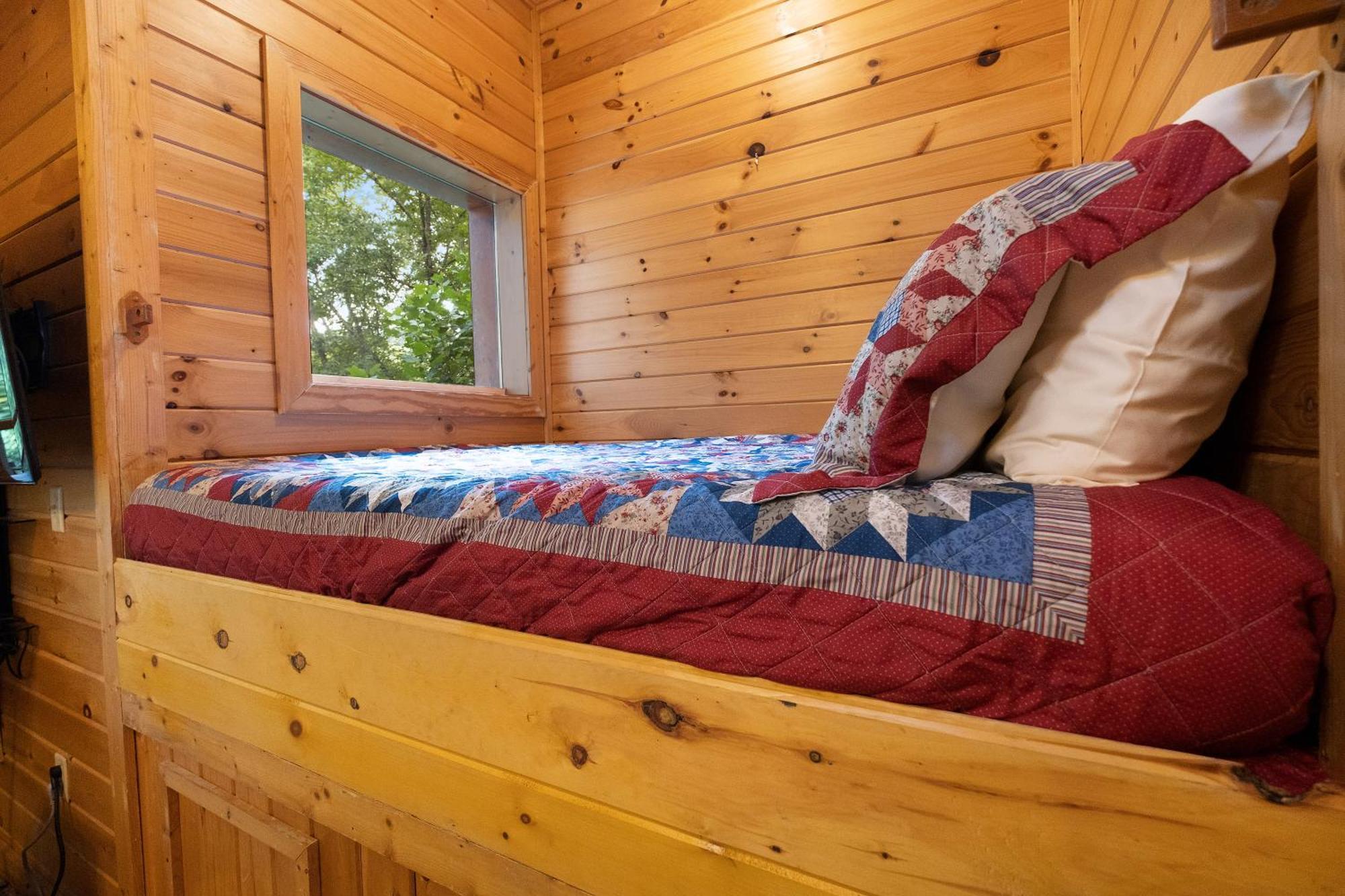 Private Smoky Mountain Luxury Log Home With 2 Fireplaces, Hot Tub & Community Pool Sevierville Extérieur photo