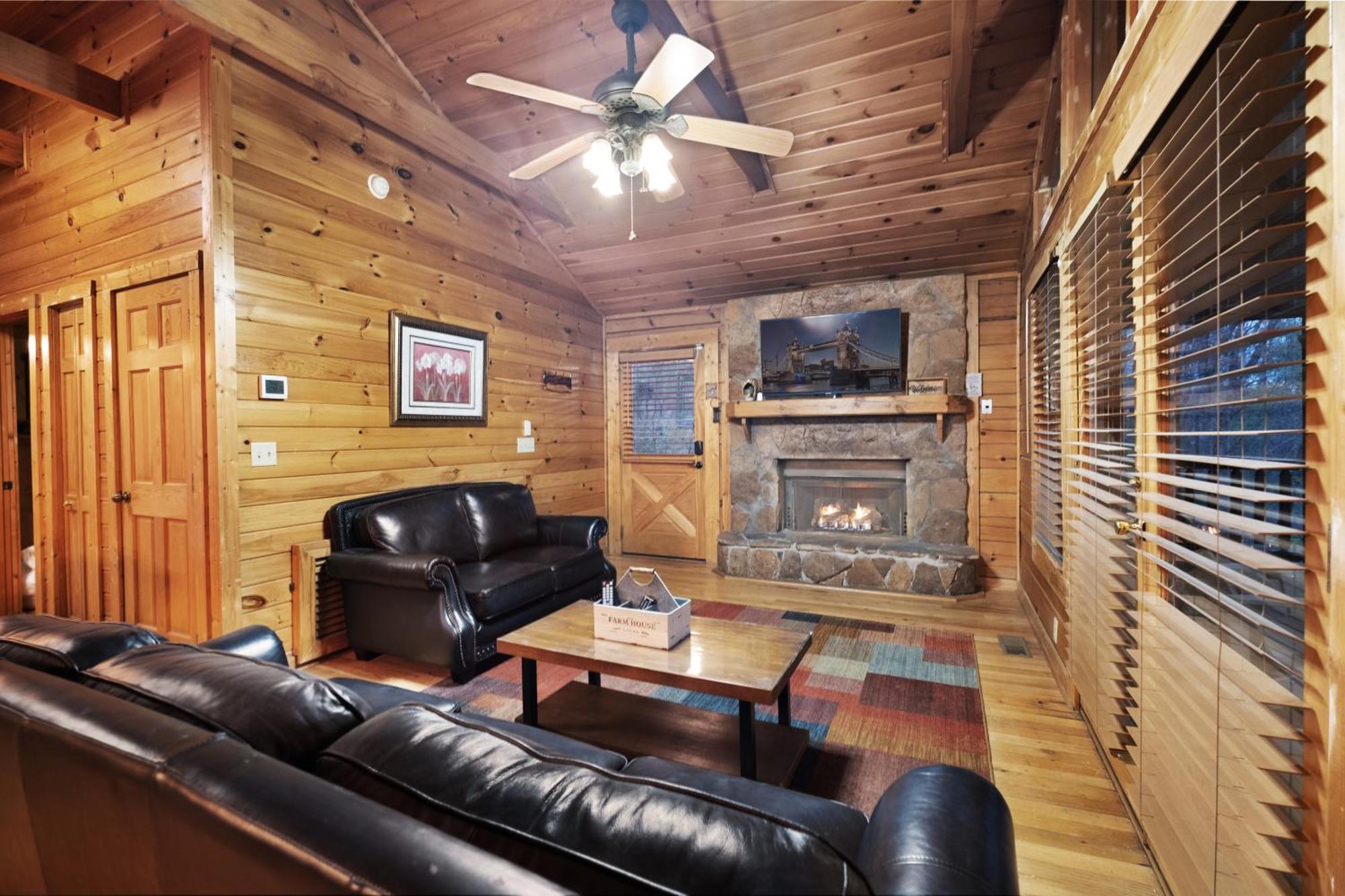 Private Smoky Mountain Luxury Log Home With 2 Fireplaces, Hot Tub & Community Pool Sevierville Extérieur photo