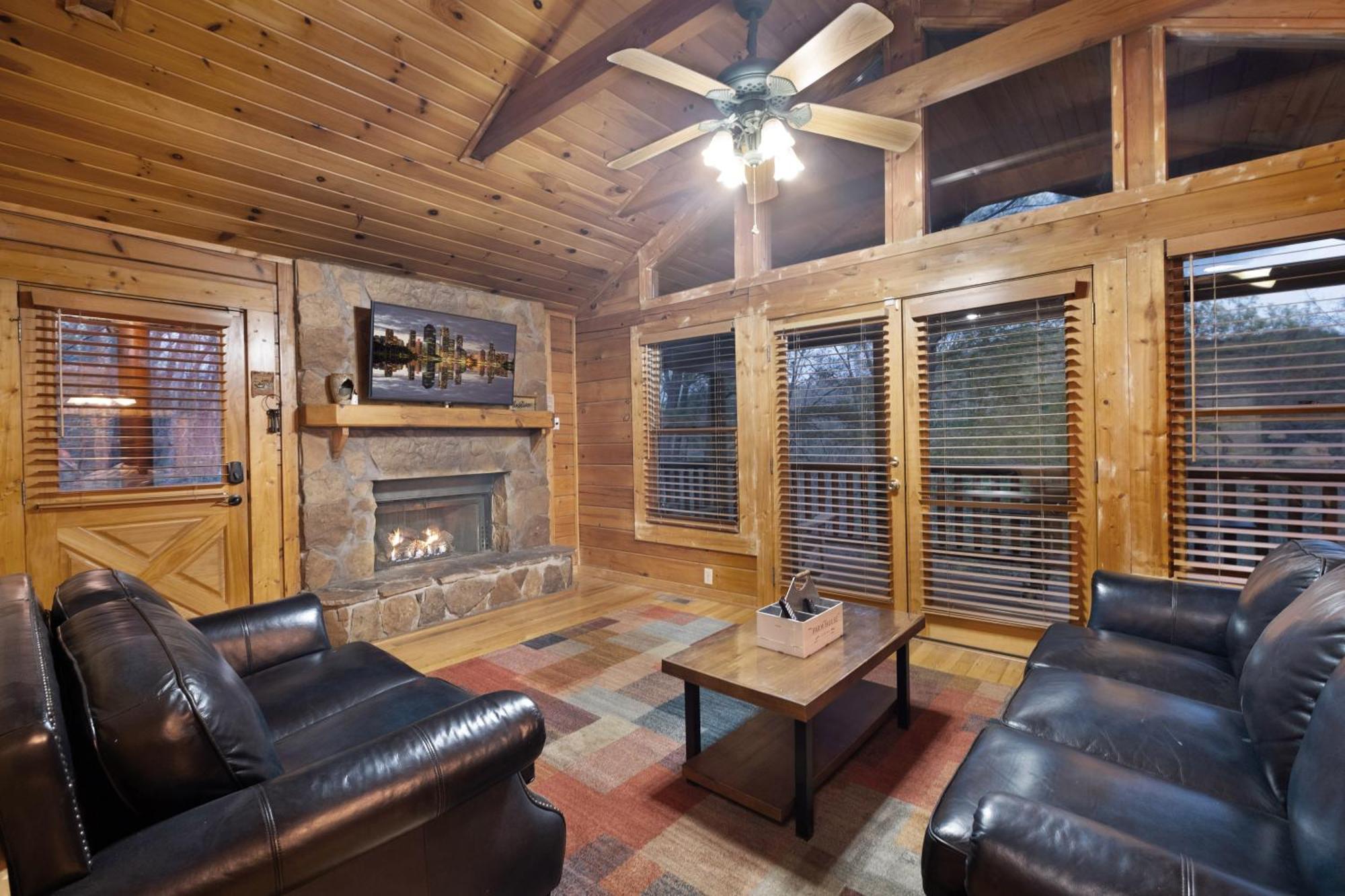 Private Smoky Mountain Luxury Log Home With 2 Fireplaces, Hot Tub & Community Pool Sevierville Extérieur photo