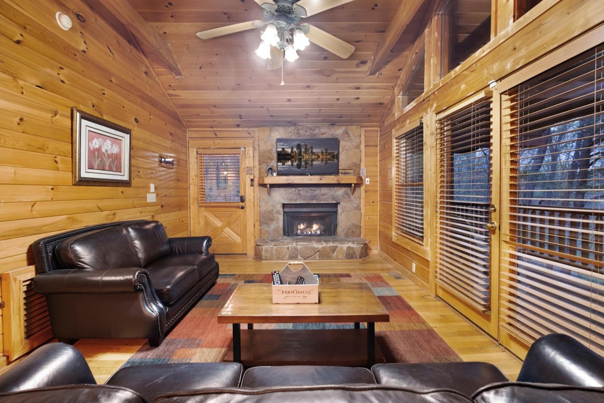 Private Smoky Mountain Luxury Log Home With 2 Fireplaces, Hot Tub & Community Pool Sevierville Extérieur photo
